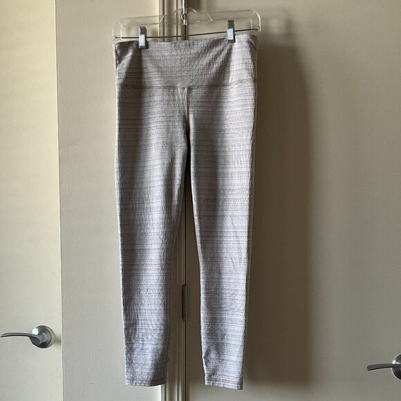Athleta High Rise Jacquard Chaturanga Textured Leggings Grey Size Medium - Picture 7 of 14